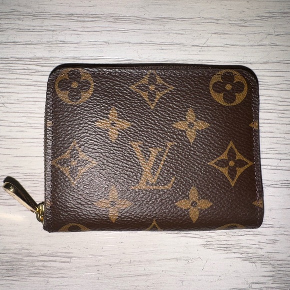 Louis Vuitton Accessories - Louis Vuitton LV Monogram Zippy Coin Purse